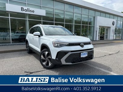 New 2025 Volkswagen Taos SE