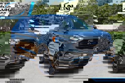 Used 2024 Ford Edge SE w/ Black Appearance Package