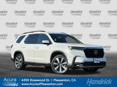 Used 2025 Honda Pilot Elite