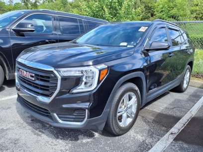 Used 2022 GMC Terrain SLE w/ Driver Convenience Package