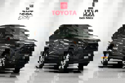 New 2025 Toyota RAV4 LE