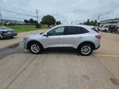 Used 2020 Ford Escape SE