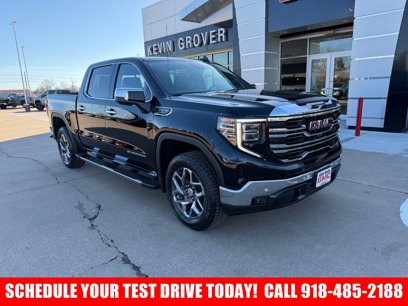 New 2025 GMC Sierra 1500 SLT w/ SLT Premium Plus Package