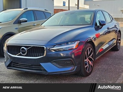Used 2020 Volvo S60 T5 Momentum