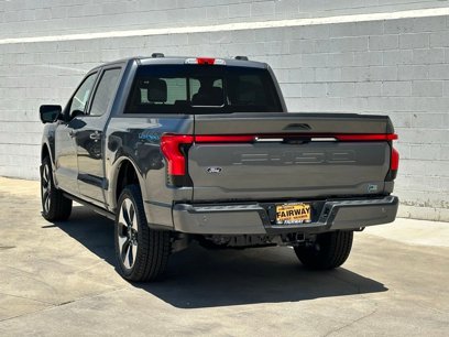 New 2025 Ford F150 Lightning Platinum