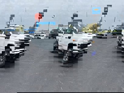 New 2025 Chevrolet Silverado 2500 Custom w/ Custom Value Package
