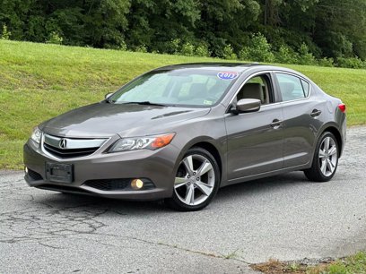 Used 2013 Acura ILX w/ Premium Package