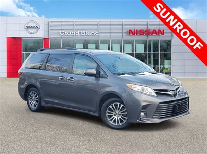 Used 2020 Toyota Sienna XLE w/ XLE Navigation Package