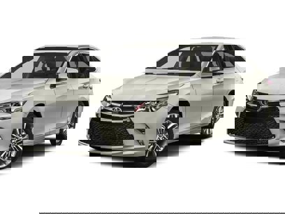 Used 2017 Toyota Camry SE
