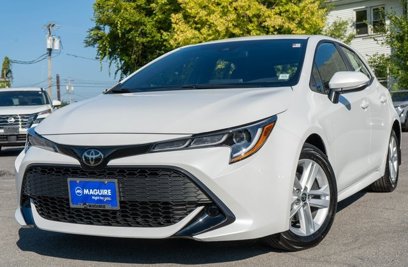 Used 2022 Toyota Corolla SE w/ SE Preferred Package