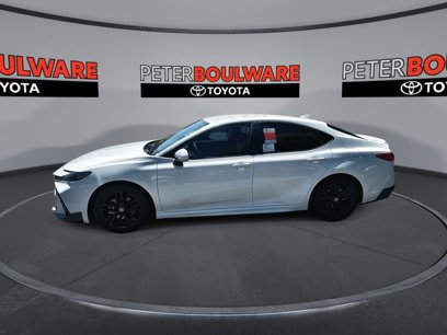New 2025 Toyota Camry SE