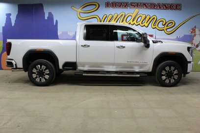 New 2025 GMC Sierra 2500 Denali w/ Technology Package