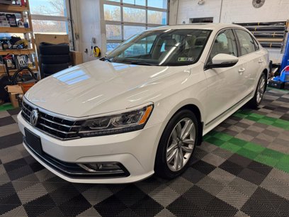 Used 2017 Volkswagen Passat 1.8T SE