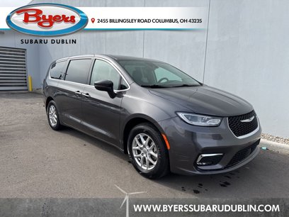 Used 2023 Chrysler Pacifica Touring-L