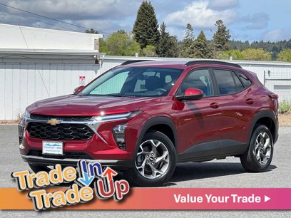 New 2025 Chevrolet Trax LT w/ LT Convenience Package