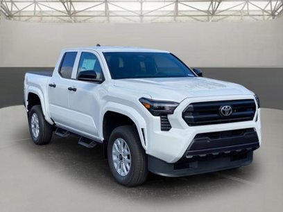 New 2024 Toyota Tacoma SR