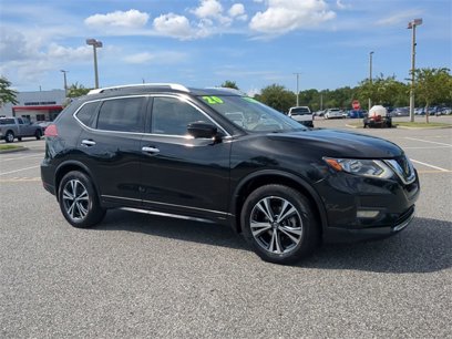 Used 2020 Nissan Rogue SV w/ Sun & Sound Touring Package