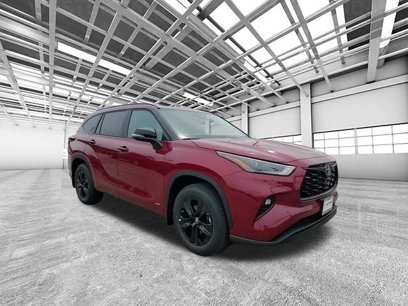 New 2025 Toyota Highlander XLE