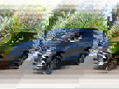 New 2025 Volkswagen Taos SE
