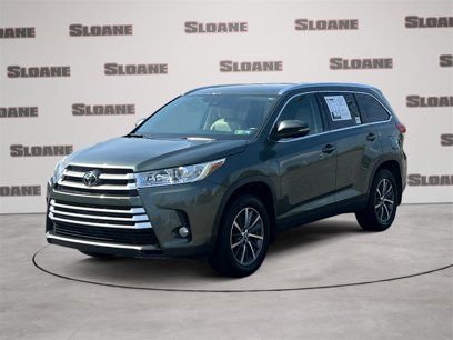 Used 2019 Toyota Highlander SE