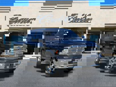 Used 2017 RAM 1500 Laramie w/ Convenience Group