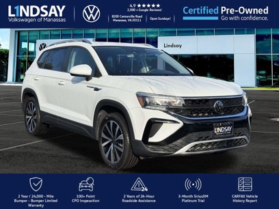 Used 2022 Volkswagen Taos SE w/ Panoramic Sunroof Package