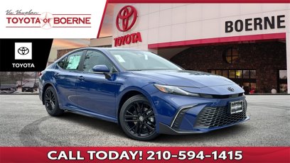 New 2025 Toyota Camry SE