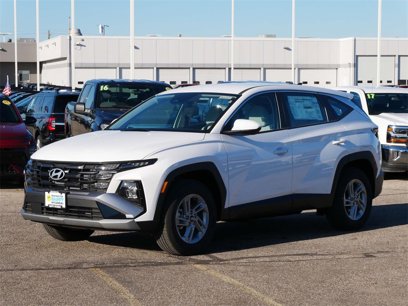 New 2025 Hyundai Tucson SE
