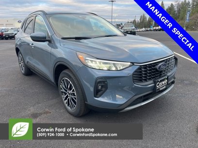 New 2025 Ford Escape SE w/ Class II Trailer Tow Package