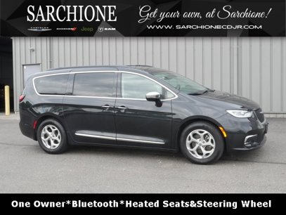 Used 2023 Chrysler Pacifica Limited