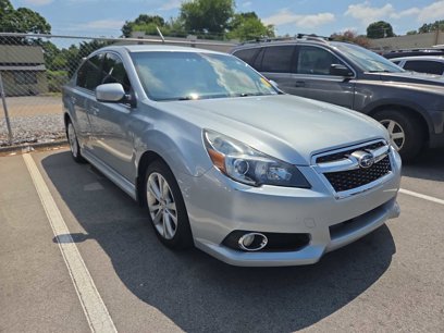 Used 2013 Subaru Legacy 2.5i Premium w/ Popular Pkg 1
