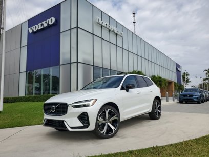 New 2025 Volvo XC60 T8 Ultra w/ Protection Package Premier