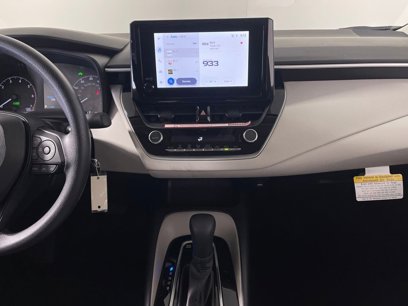 New 2025 Toyota Corolla LE