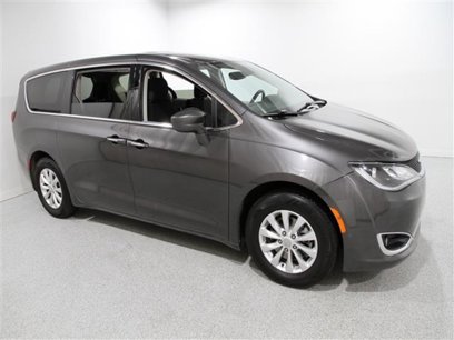 Used 2019 Chrysler Pacifica Touring Plus