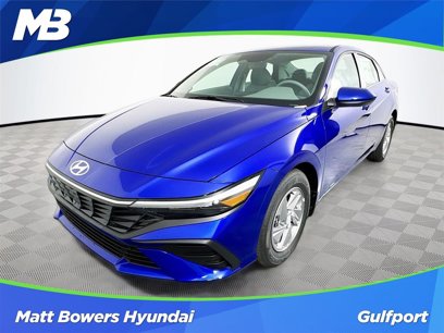 New 2025 Hyundai Elantra SE