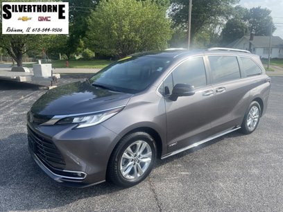 Used 2021 Toyota Sienna Limited