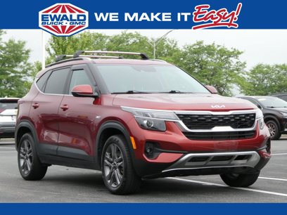 Used 2023 Kia Seltos S w/ Navigation Package