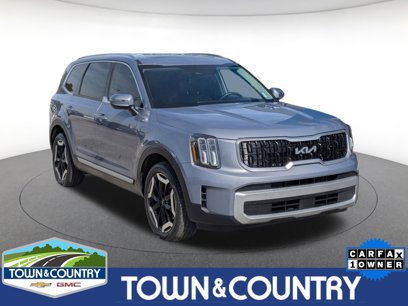 Used 2023 Kia Telluride EX w/ EX Captain's Chair Package
