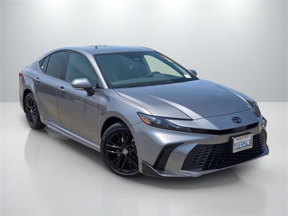 Used 2025 Toyota Camry SE