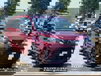 Used 2021 Toyota Sienna XSE w/ XSE Plus Package