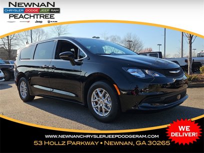 New 2025 Chrysler Voyager LX
