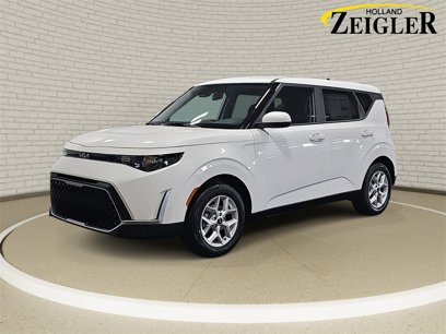 New 2025 Kia Soul LX