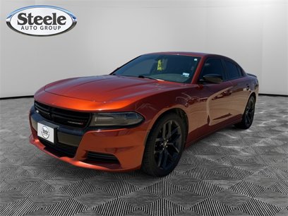 Used 2020 Dodge Charger SXT w/ Blacktop Package