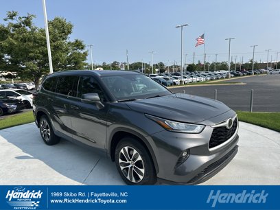 Used 2020 Toyota Highlander XLE