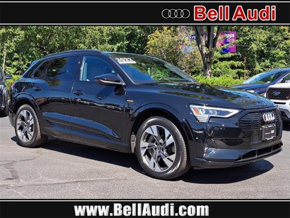 Certified 2022 Audi e-tron Premium w/ Convenience Plus Package