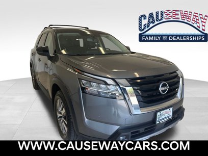 Used 2022 Nissan Pathfinder SL