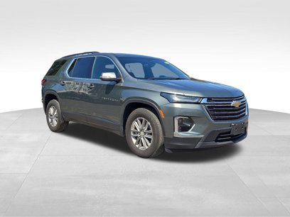 Used 2023 Chevrolet Traverse LT