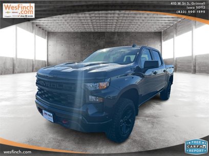 New 2024 Chevrolet Silverado 1500 Custom Trail Boss w/ LPO, Dark Essentials Package