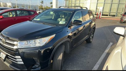 Used 2018 Toyota Highlander LE