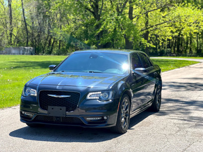 Used 2018 Chrysler 300 S